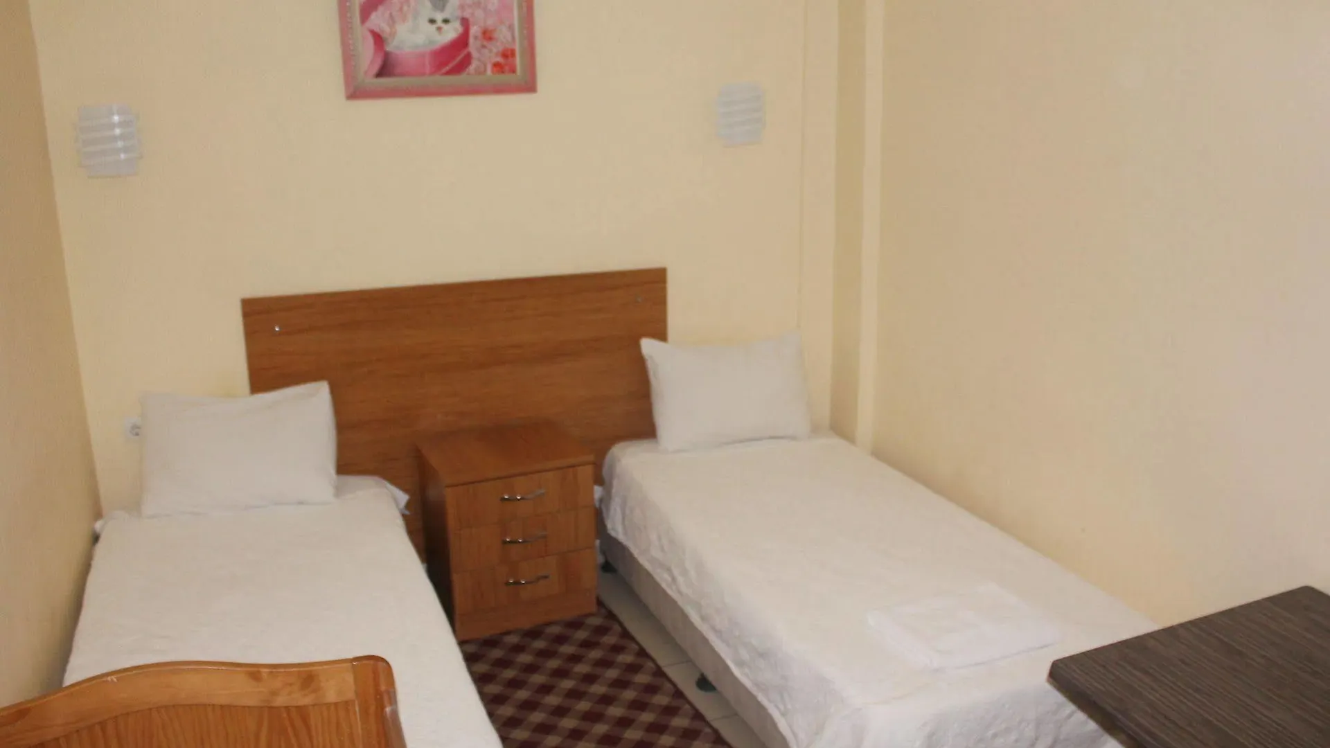 **  Oz Guven Hotel Istanbul Turkey